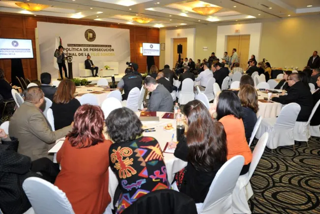 Más de 100 ciudadanos participan en Primer Foro-Taller 