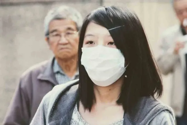 ¿Qué es el nuevo coronavirus y cómo se transmite?