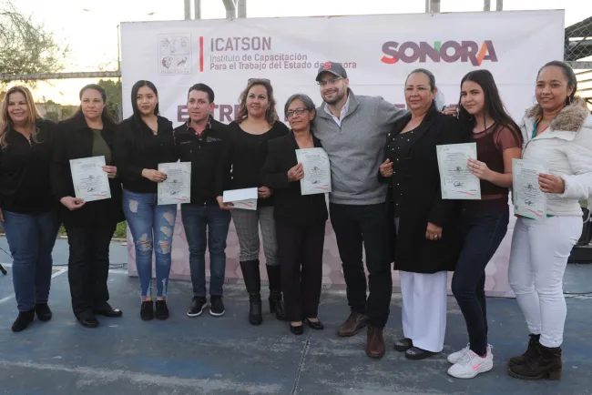 Brinda Icatson cursos para mejorar economía