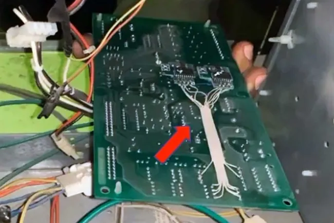 Halla Profeco rastrillo ‘insecto’ en gasolinera 'transa'