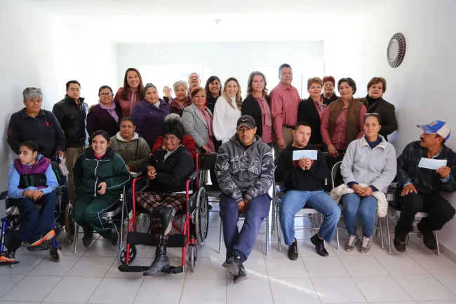 Lleva DIF-Sonora apoyos a Caborca