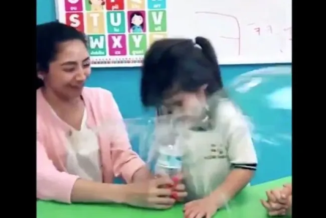 VIDEO: Maestra de Colegio Privado de Monterrey hace broma a niña por ‘likes’