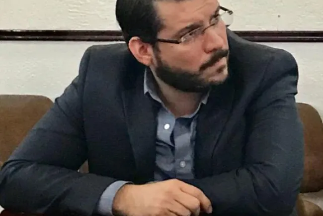 Advierten sobre multas por quema de llantas