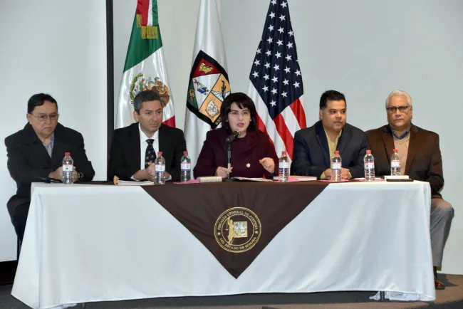 Instruye FBI a policías estatales