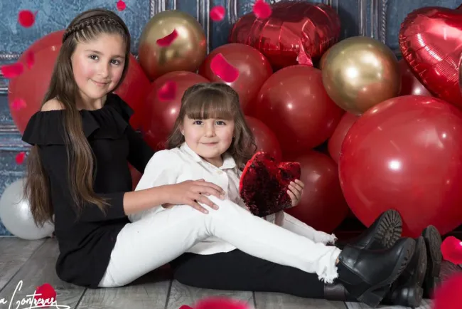 Ashley y Deyna listas para San Valentín