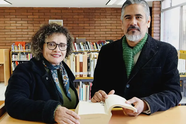 Reciben más de tres mil libros en biblioteca