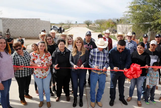 Favorece Gobernadora a pobladores de la Sierra