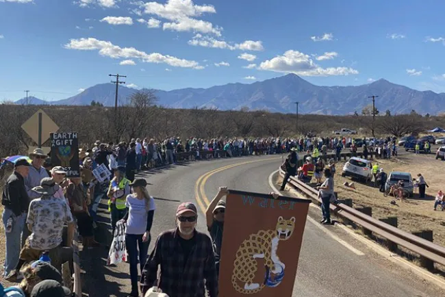 Violentan 43 leyes federales