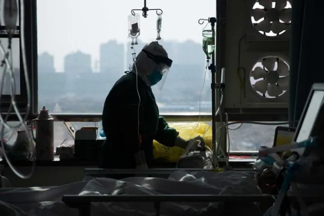 Reporta EU primera muerte por coronavirus