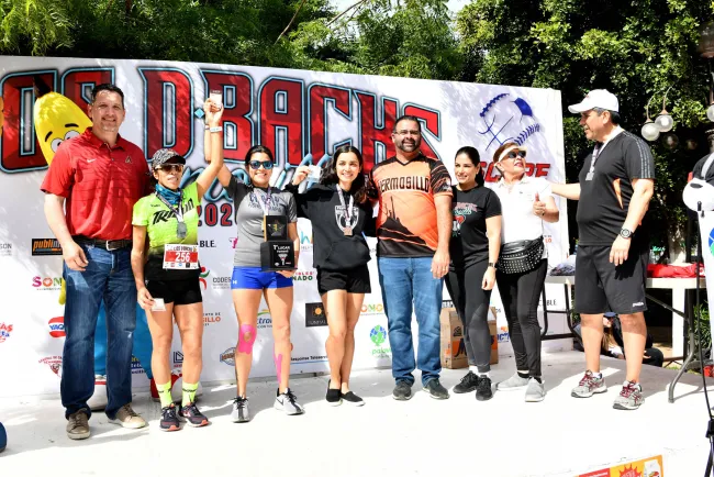 Realizan con éxito el medio maratón