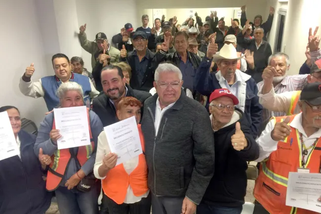 Impulsan programa “Abuelo Guardián”