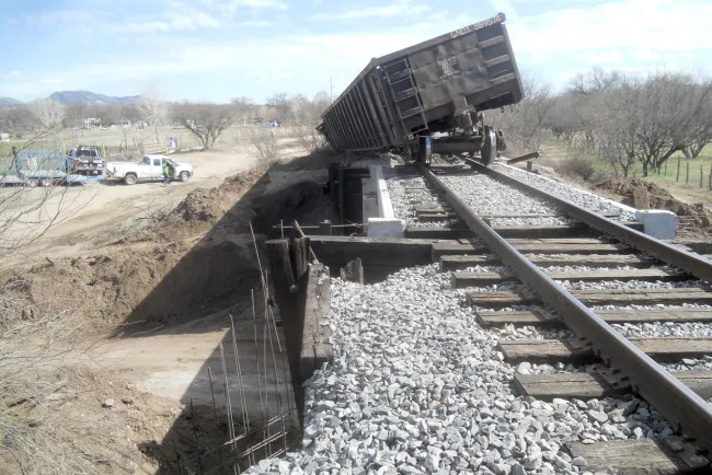 Descarrila tren en Mascareñas