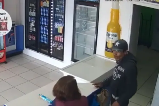 Detienen a sujeto que violó a empleada en expendio