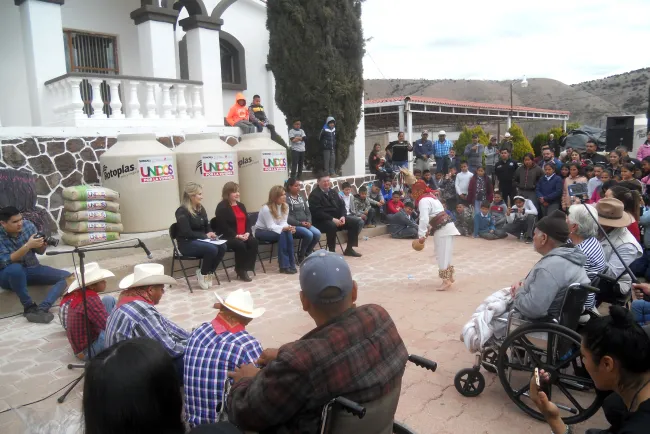 Visita Gobernadora Santa Cruz