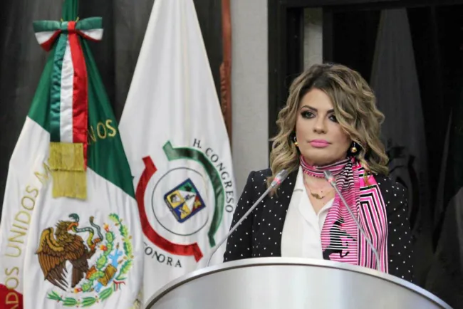 Proponen atención integral en adicciones