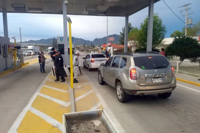 Recuperan las casetas de cobro