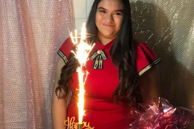 Festejan quince años de Jayme Lirenia