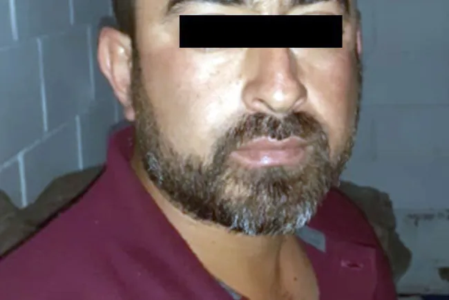 Tras las rejas por portar arma y droga