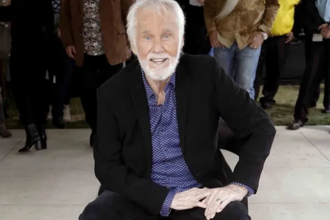 Muere el cantante de música country Kenny Rogers
