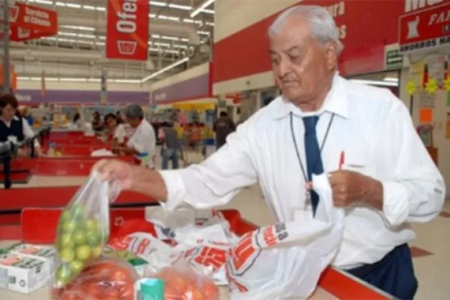 AMLO: adultos mayores, enfermos crónicos y embarazadas, a cuarentena con salario íntegro