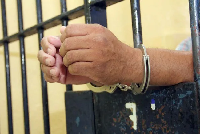 Detenido con cinco guatemaltecos