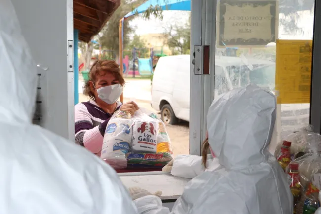 Entrega alcalde Kiko Munro apoyo alimentario a familias de mayor vulnerabilidad