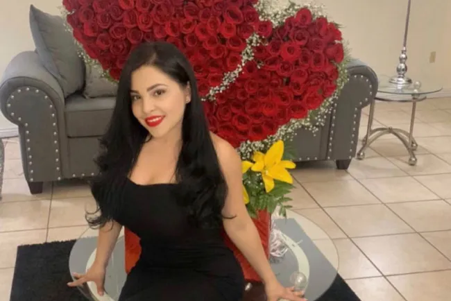 Cientos de flores para Anneth por su cumpleaños