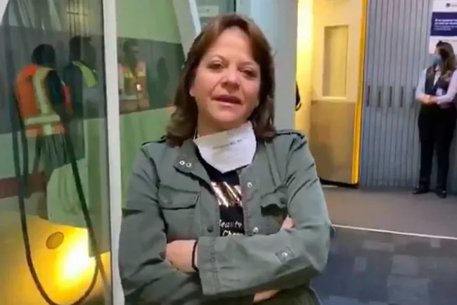 Va SRE a China por equipo médico para pacientes con Covid-19