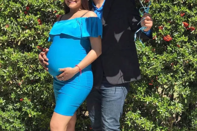 Celeste y Brayam en la dulce espera