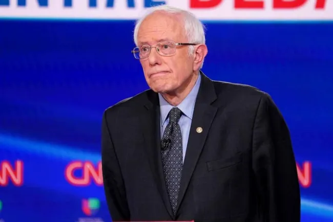 Bernie Sanders se retira de la contienda presidencial en EU