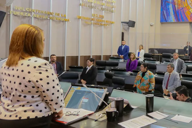 Reinicia Congreso actividades