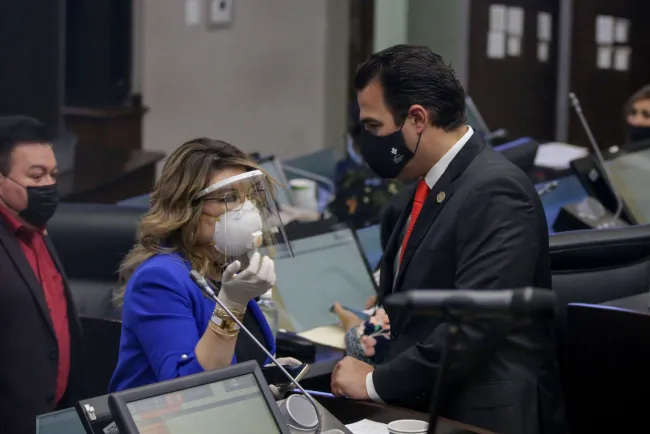 Reanuda Congreso del Estado actividad