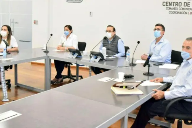 Acuerdan alcaldes y funcionarios estatales reforzar medidas de programa contra Covid-19