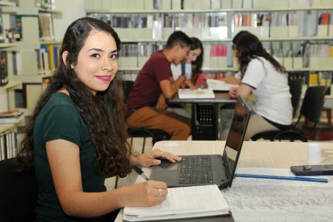 Reanudará UES clases por plataforma educativa