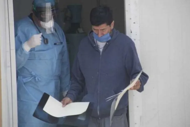 Van 712 defunciones y 8 mil 772 casos de covid-19 en México