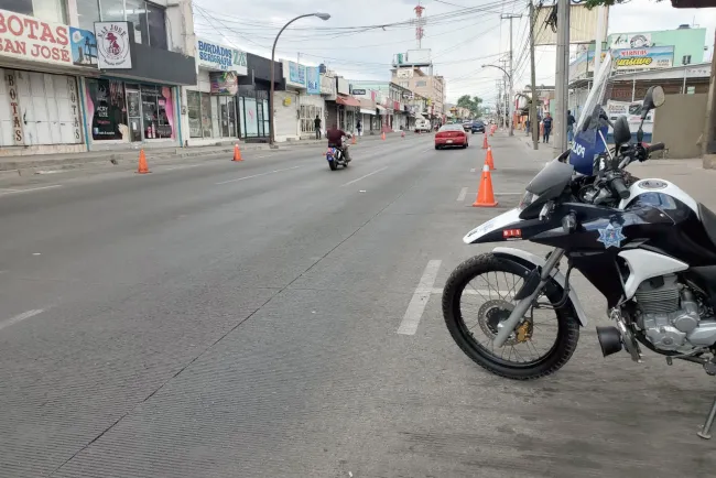 Continúa sanitización de espacios públicos