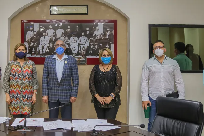 Legisla Congreso a favor de la protección de personal sanitario