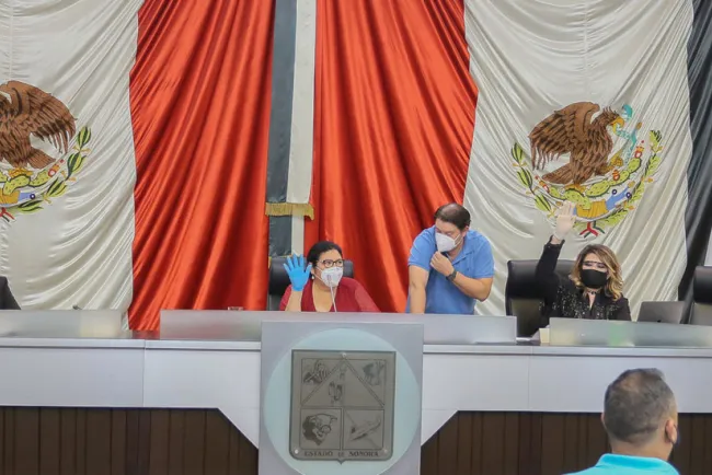 Protege Congreso paridad de género