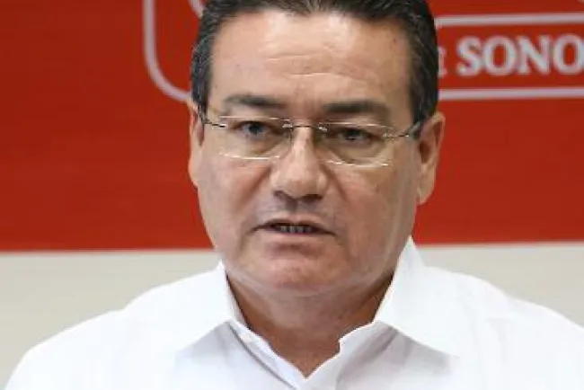 Aseguran certificados de primaria y secundaria