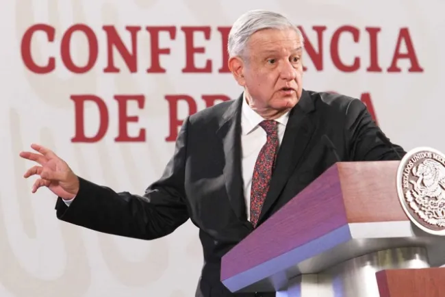 Llama a gobernadores al diálogo para reactivar economías