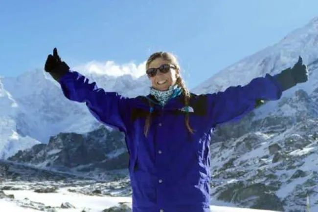 Comparte experiencia con estudiantes