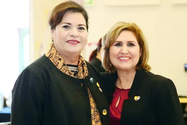 Distinguen Diputados a trabajadores profesionales de la salud de primera línea