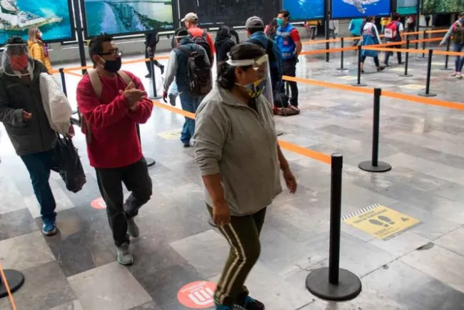 Distancia social e higiene, claves para 'Nueva Normalidad': IMSS