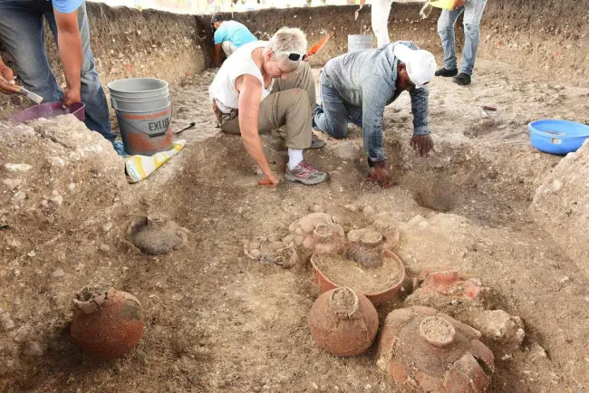 Hallan en Tabasco la estructura maya más antigua