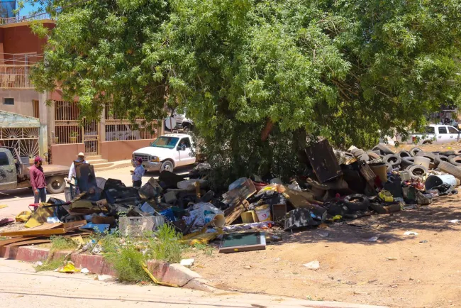 Retiran 30 toneladas de desechos