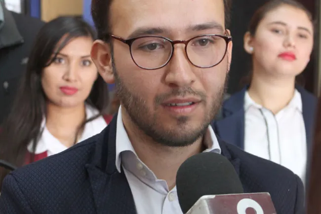 Invitan a jóvenes a mostrar talento