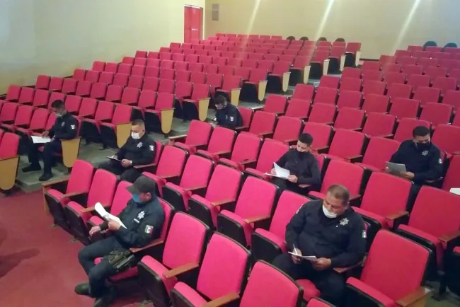 Se capacitan policías municipales