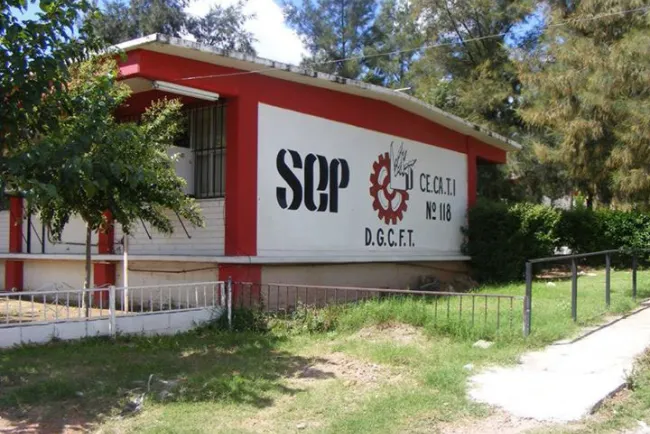 Realiza Cecati 118 varios cursos en línea