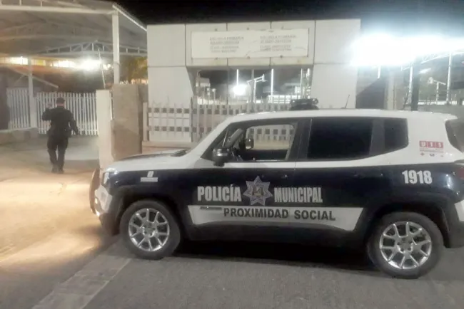 Continúa vigilancia en planteles escolares