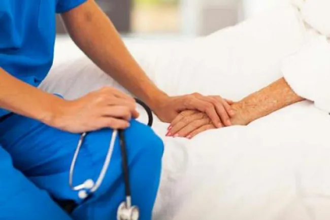 Capacitan a personal de Tanatología